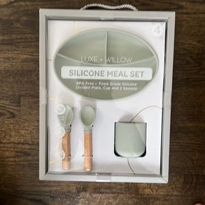 Toddler/baby silicone meal set